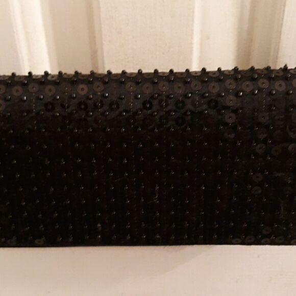 La Regale Handbag  - Picture 2 of 7